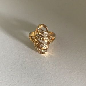 Gold Ring with Diamonds